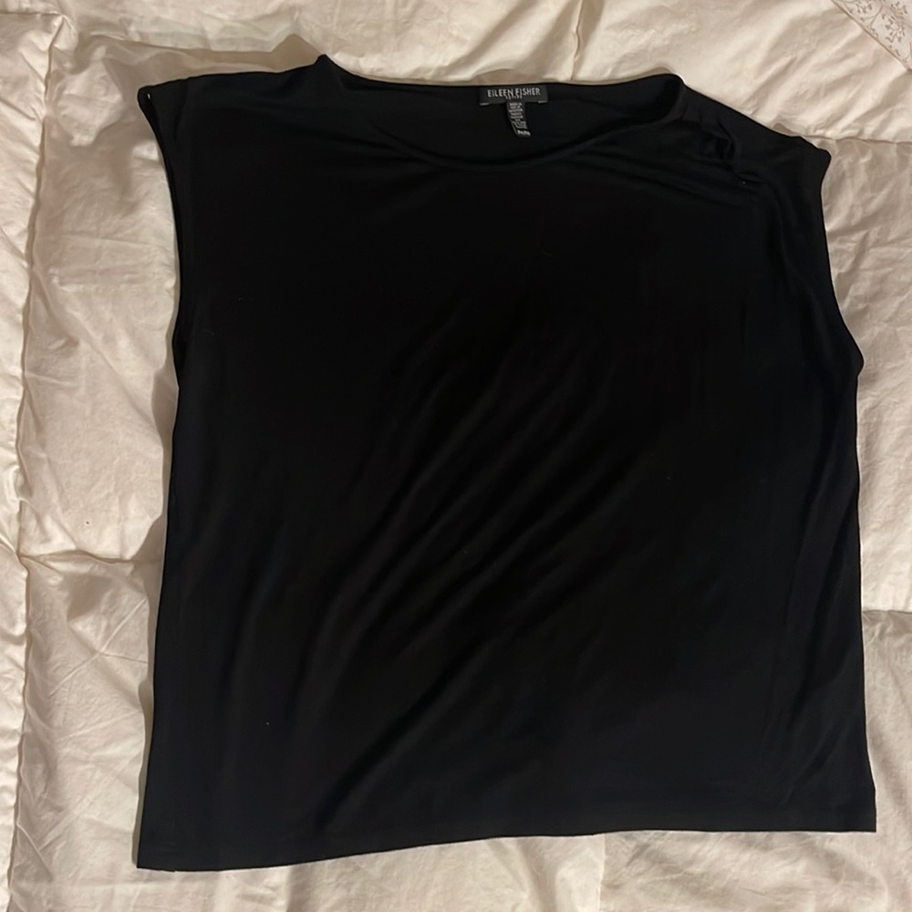 Black Eileen fisher tank top. petite medium. In great condition. Super soft!